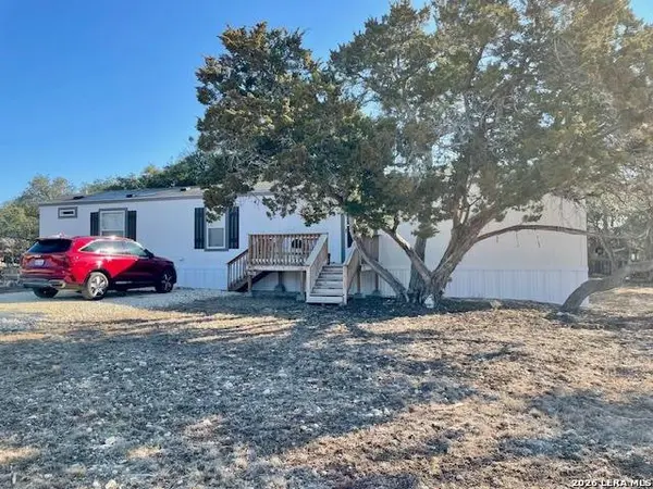 691 private road 1510, Bandera, TX 78003