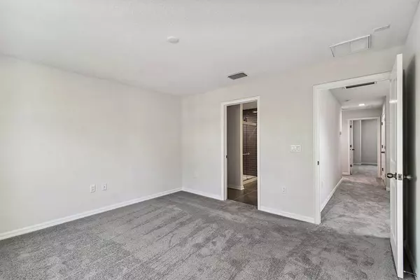 1401 E 29th Ave #LOT 2, Tampa, FL 33605-1049