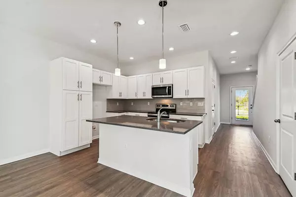 1401 E 29th Ave #LOT 2, Tampa, FL 33605-1049