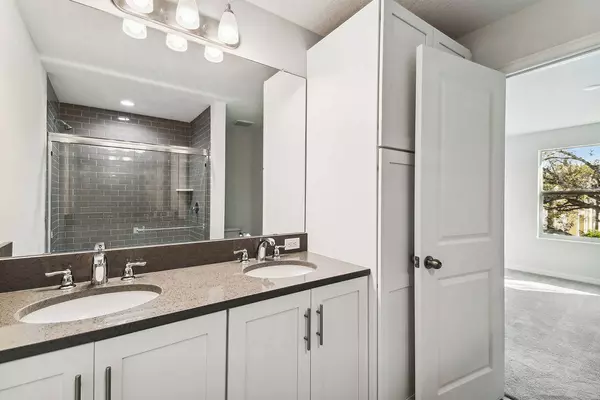 1401 E 29th Ave #LOT 2, Tampa, FL 33605-1049