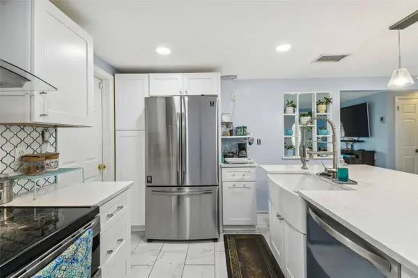 1627 Dander Dr, Holiday, FL 34690-6125