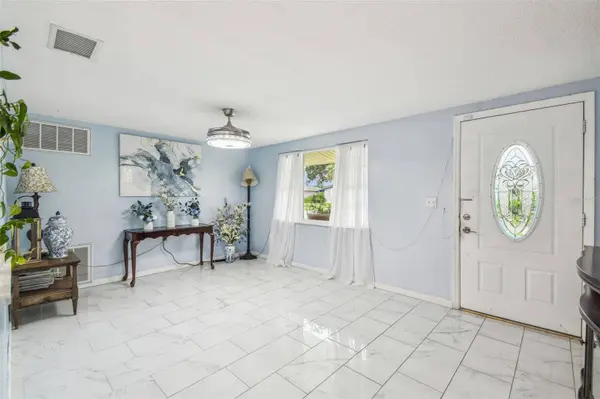 1627 Dander Dr, Holiday, FL 34690-6125