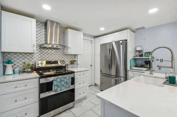 1627 Dander Dr, Holiday, FL 34690-6125