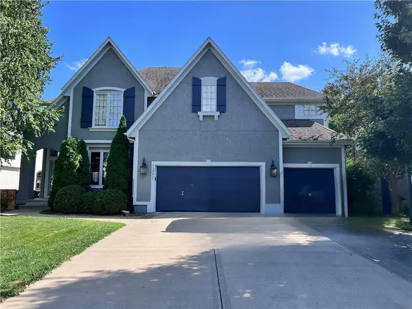 13001 W 139th ST, Overland Park, KS 66221