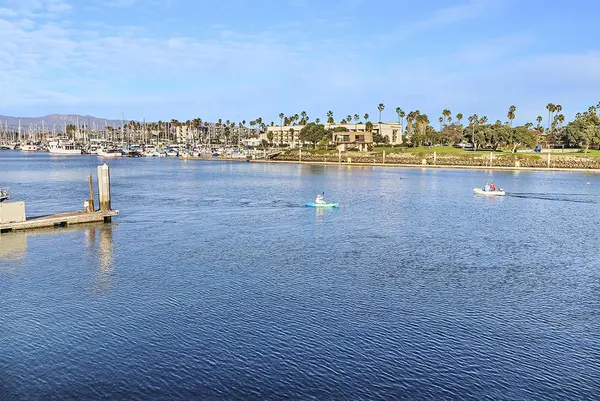 1901 S Victoria Ave #110, Oxnard, CA 93035-1462