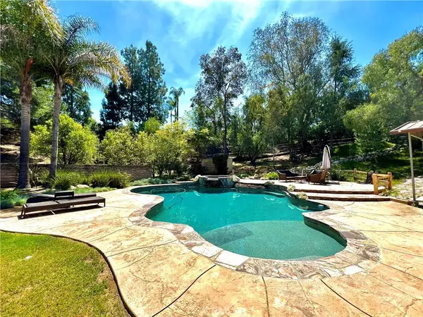 690 Stonebrook ST, Simi Valley, CA 93065