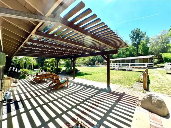 690 Stonebrook ST, Simi Valley, CA 93065