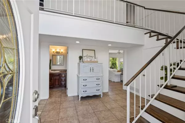 4354 Avenida Prado, Thousand Oaks, CA 91360