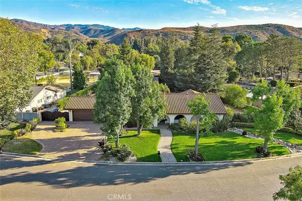 890 Mellow LN, Simi Valley, CA 93065