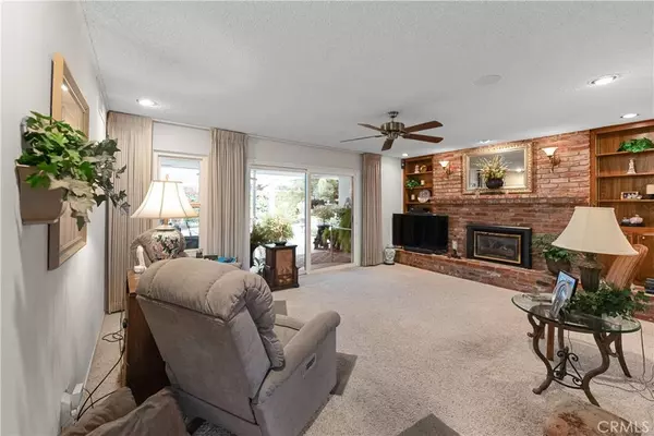 1048 E Menlo AVE, Fresno, CA 93710