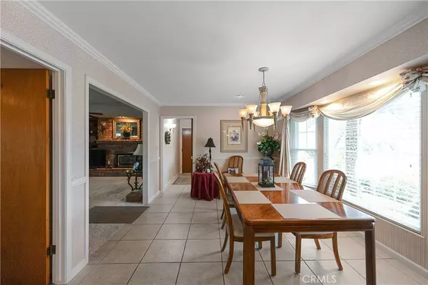 1048 E Menlo AVE, Fresno, CA 93710