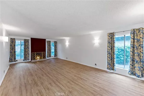 3681 N Fruit AVE #A, Fresno, CA 93705