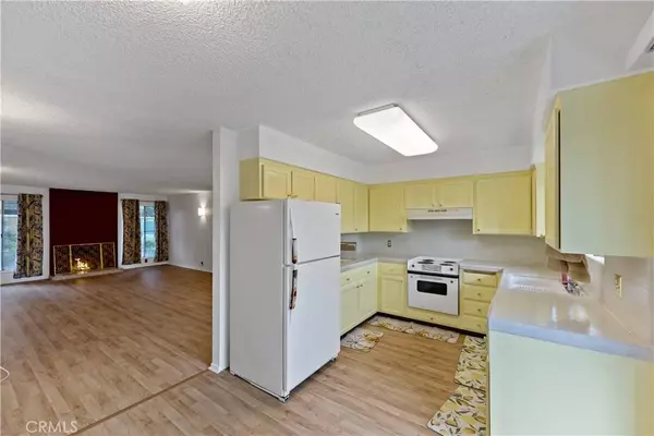 3681 N Fruit AVE #A, Fresno, CA 93705