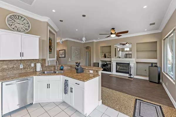 4578 W Polo Creek CT, Fresno, CA 93722