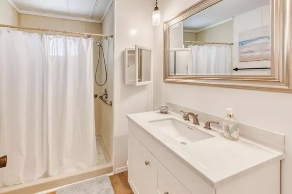 1001 Sylmar AVE #82, Clovis, CA 93612