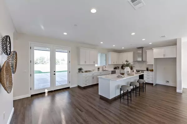 286 N Locan AVE, Fresno, CA 93737