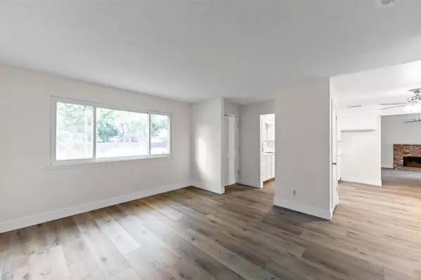 2131 W Pico AVE, Fresno, CA 93705