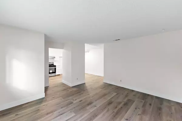 2131 W Pico AVE, Fresno, CA 93705