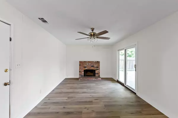 2131 W Pico AVE, Fresno, CA 93705