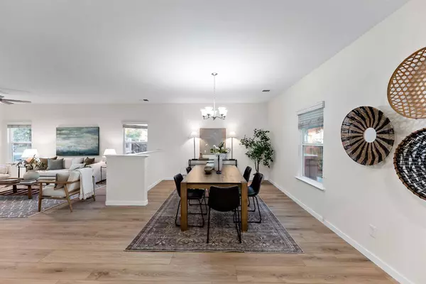 5585 W Cotton AVE, Fresno, CA 93722