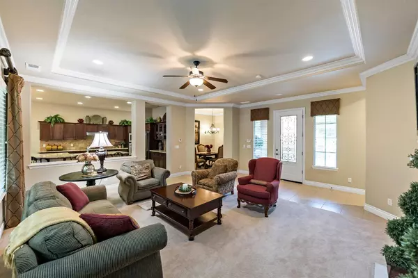 3335 Mitchell AVE, Clovis, CA 93619