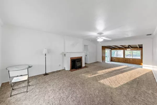 1234 Hawley AVE, Sanger, CA 93657