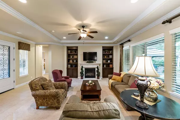 3335 Mitchell AVE, Clovis, CA 93619