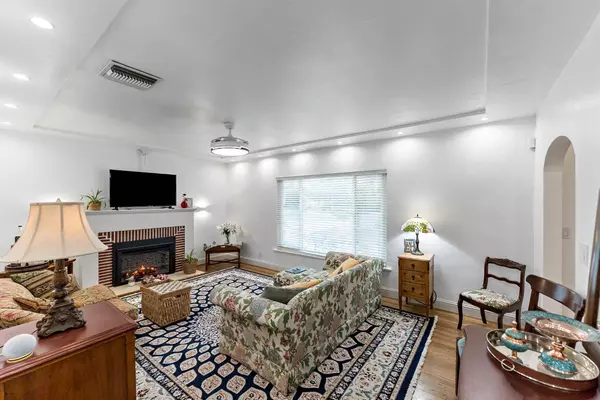 4734 N Harrison AVE, Fresno, CA 93704