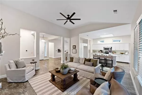 4648 N Windward, Clovis, CA 93619