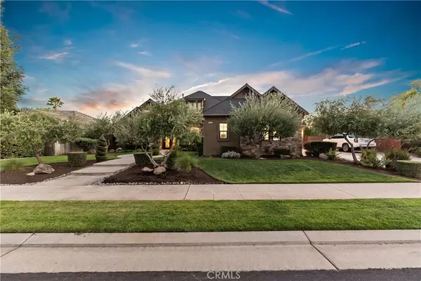 1860 N Langley AVE, Clovis, CA 93619