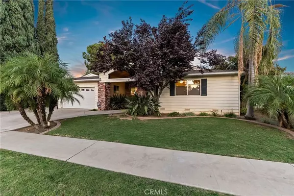 1533 Sunnyside AVE, Clovis, CA 93611