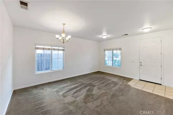 6083 E Andrews AVE, Fresno, CA 93727