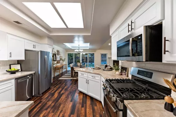 1834 E Niles AVE, Fresno, CA 93720