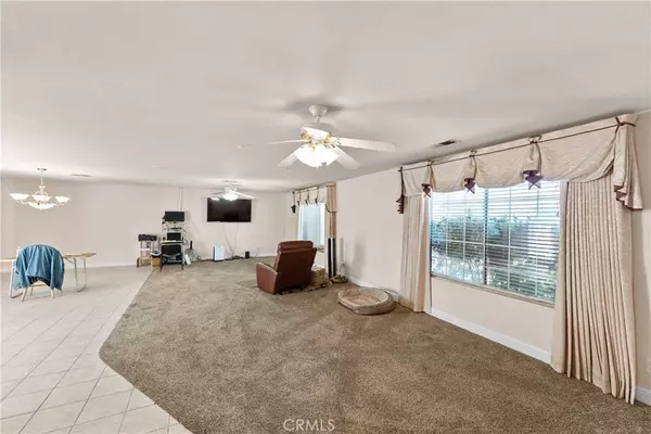 36740 Kensington DR, Madera, CA 93636