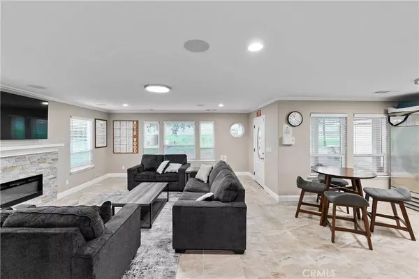 18804 Auberry RD, Clovis, CA 93619