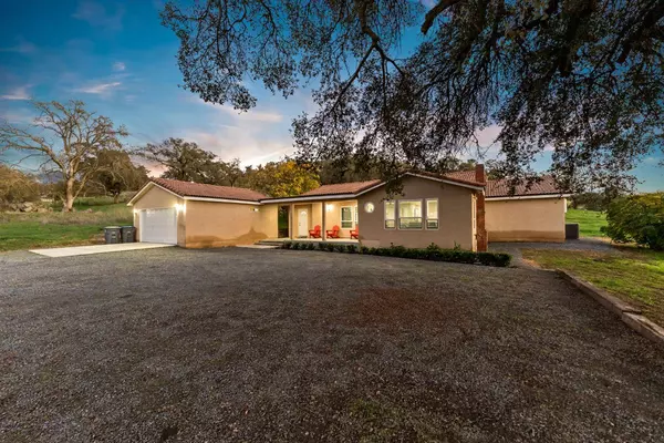 18804 Auberry RD, Clovis, CA 93619