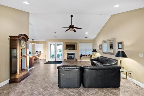 19649 Road 30 1/2, Madera, CA 93638