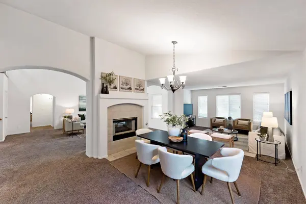 8847 N Woodrow AVE, Fresno, CA 93720