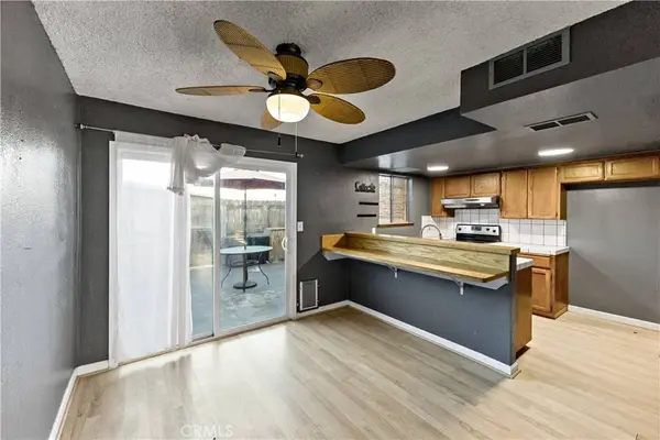 5188 W Ashlan, Fresno, CA 93612