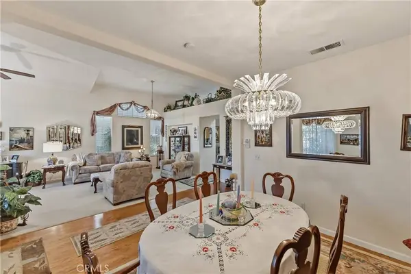 8613 N Whitney, Fresno, CA 93720