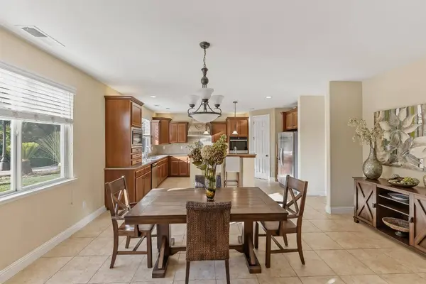 5673 N Sycamore AVE, Fresno, CA 93723