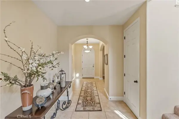 5673 N Sycamore, Fresno, CA 93723