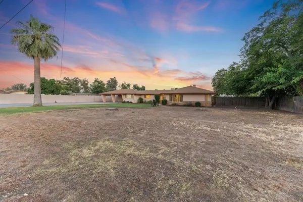 4730 E Richert AVE, Fresno, CA 93726