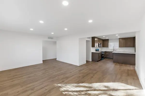 3042 W Mendes DR, Riverdale, CA 93656