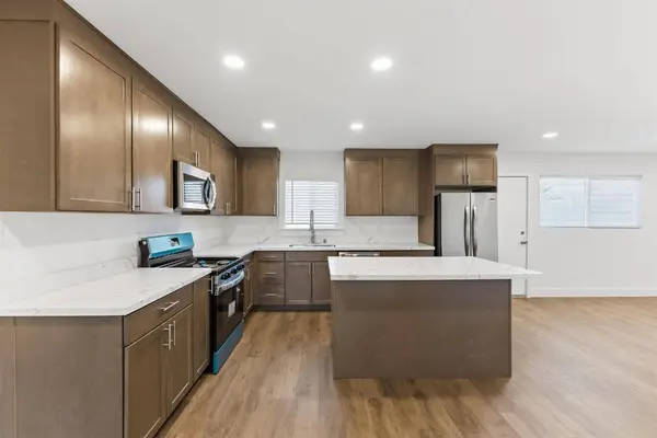 3042 W Mendes DR, Riverdale, CA 93656