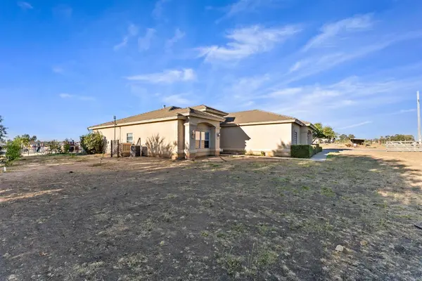 30047 Avenue 20, Madera, CA 93638