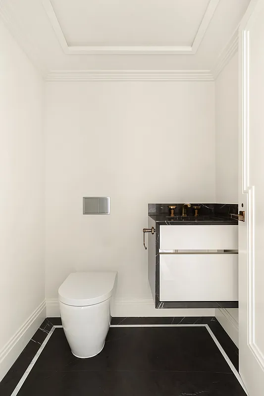 301 Park Avenue 2232 Midtown East New York NY 10022