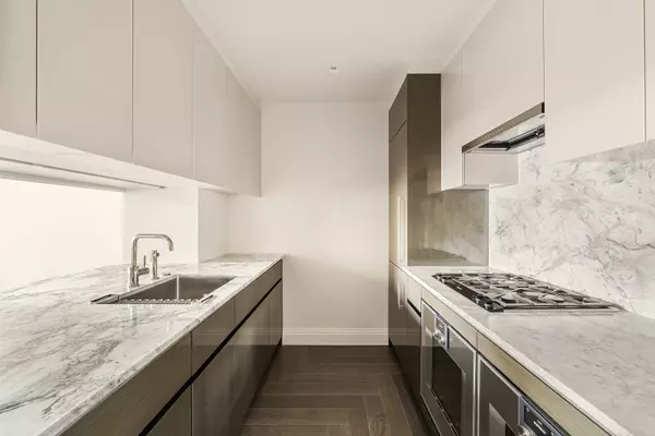 New York, NY 10022-6844,301 Park Ave #2231