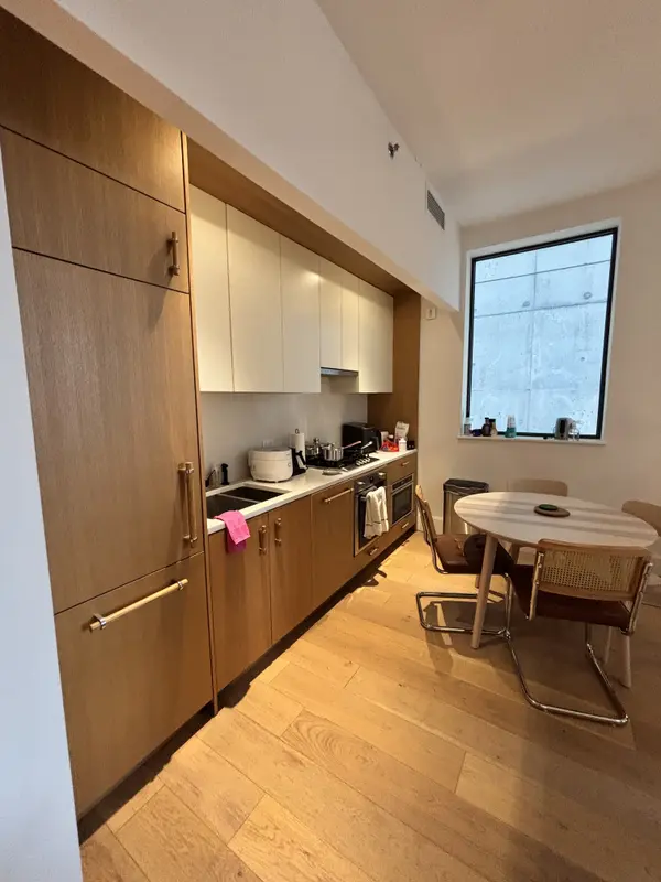 22-18 Jackson Ave #202, Long Island City, NY 11101