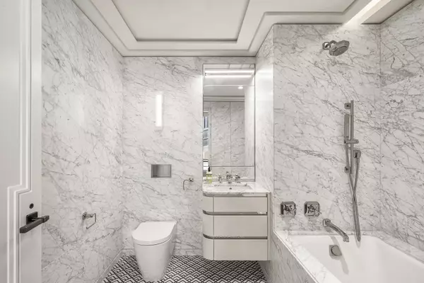 New York, NY 10022,303 Park Ave #2321